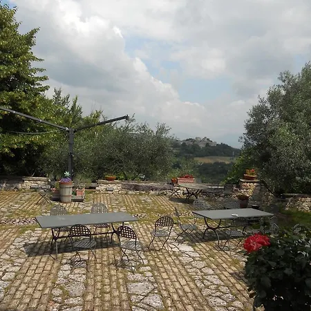 Vakantieboerderij Il Giardino Degli Ulivi *