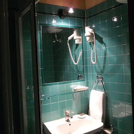 Il Giardino Degli Ulivi Castelraimondo